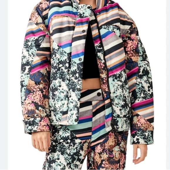 Free people coat Movement Bunny Slope Puffer Jacket NWT Black diamond print - Picture 4 of 7